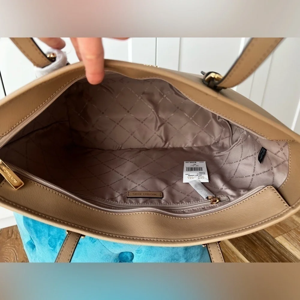 MICHAEL KORS Jet Set Tote NWT